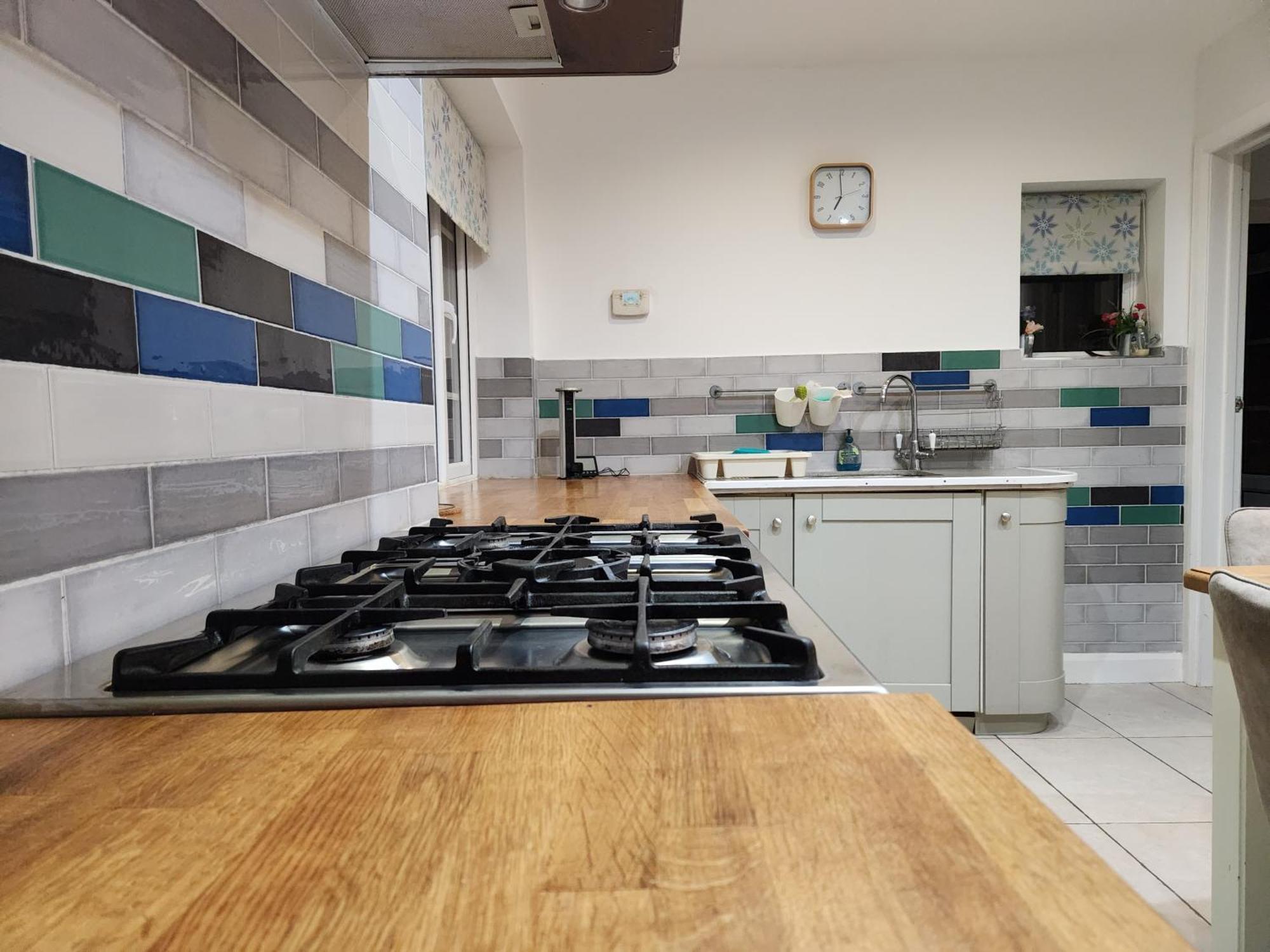 Elmdon House With 4 Spacious Bedrooms To Choose Birmingham Luaran gambar