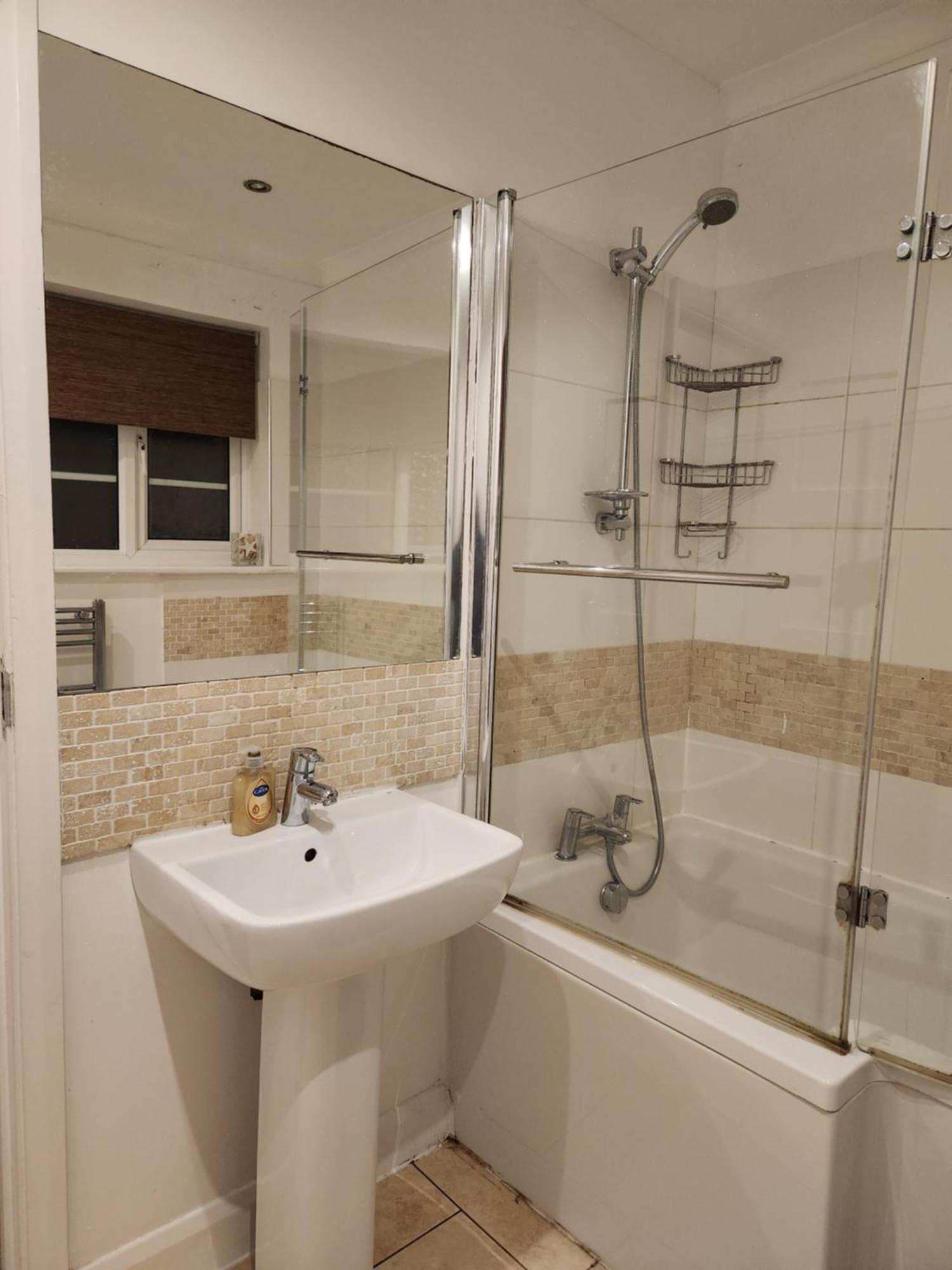 Elmdon House With 4 Spacious Bedrooms To Choose Birmingham Luaran gambar